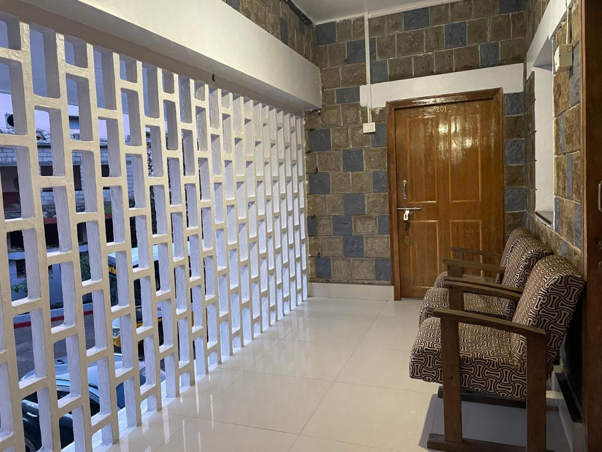 Hotel Caveri Мадикери Екстериор снимка